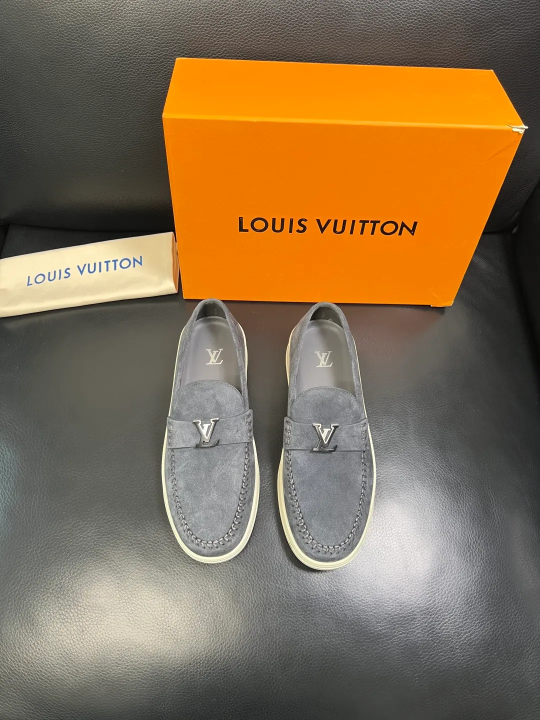 Men's shoes 💰740 Lv high quality top crafts Louis Vuitton, sports sneakers counter synchronization, uppers imported from Italy, high-quality splicing colorful complex crafts, imported mesh pads soft and comfortable, soles: original soles specially provided by the original factory, T men's shoes 💰U exclusive movable molded soles super comfortable, original factory single goods, code number 38-44 (customized 45)